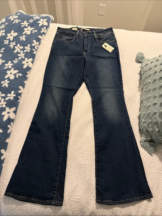 Levi's Denim - Levi's Dark Blue Flare Jeans - Stretch Denim